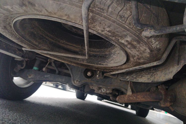 三菱 欧蓝德 2020款 2.4L 四驱致享版 7座局部细节9009