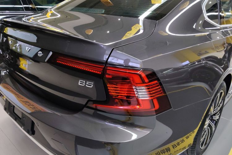 沃尔沃S90 2022款 B5 智逸豪华版车身外观6006