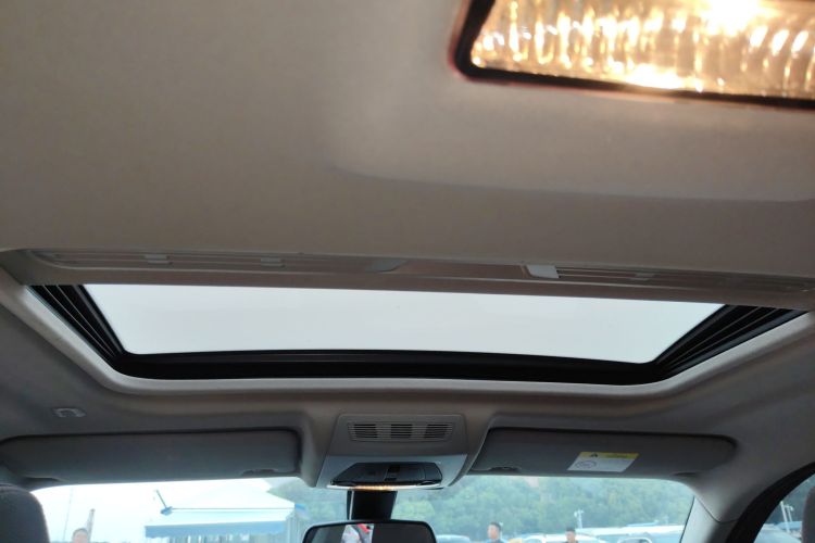 宝马X4 2016款 xDrive20i M运动型中控内饰22