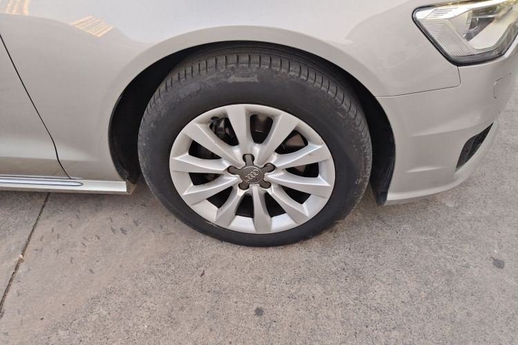 奥迪A6L 2017款 TFSI 技术型车身外观10