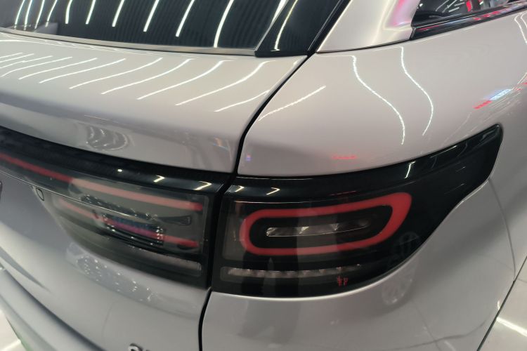 零跑汽车 零跑C11 2021款 智行版510车身外观9