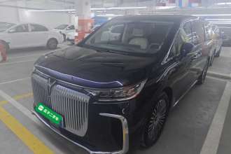 岚图汽车 岚图梦想家 2025款 PHEV 四驱旗舰鲲鹏版