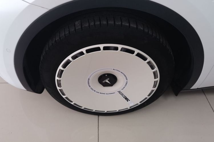 特斯拉 Model Y 2022款 改款 后轮驱动版车身外观35