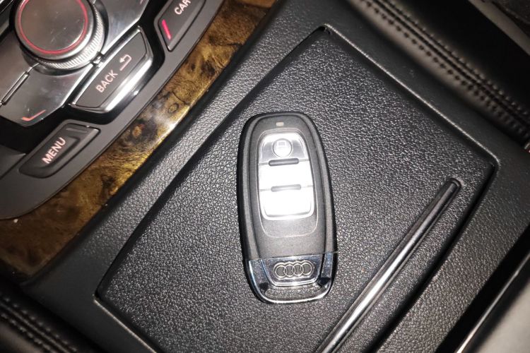 奥迪A6L 2014款 TFSI 标准型中控内饰7001