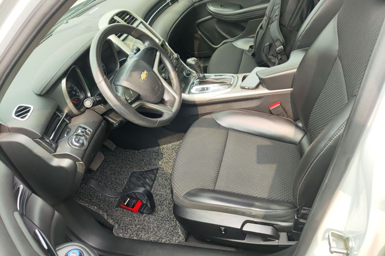 雪佛兰 迈锐宝 2014款 1.6T 自动舒适版中控内饰19