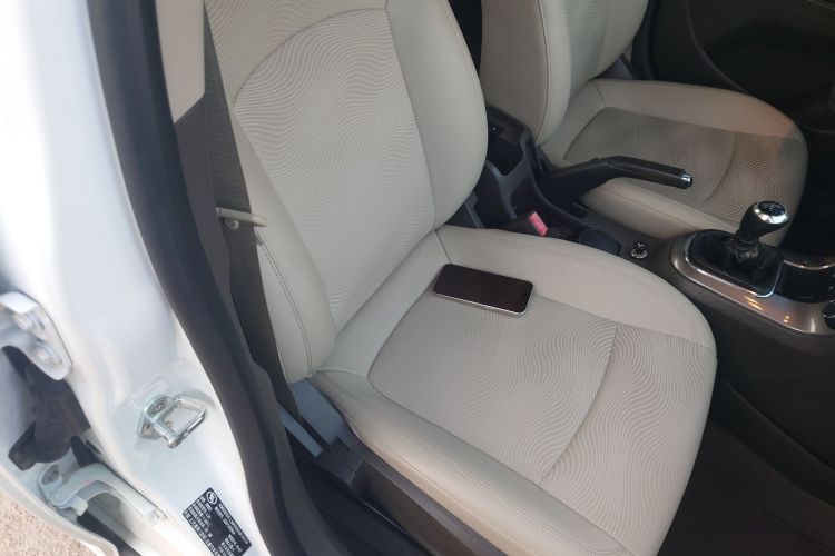 雪佛兰 科鲁兹 2015款 1.5L 经典 SE MT局部细节41