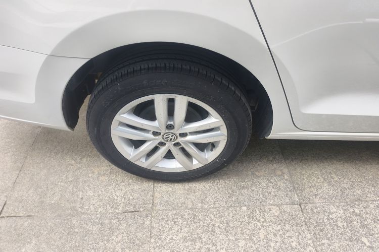 大众 捷达 2019款 梦想版 1.5L 手动时尚型车身外观6008