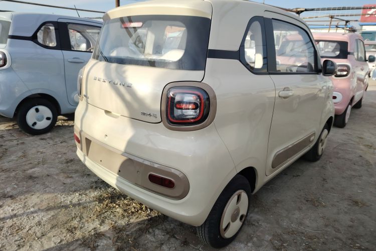 奔腾小马 2026款 222km 萌趣马 Plus车身外观7