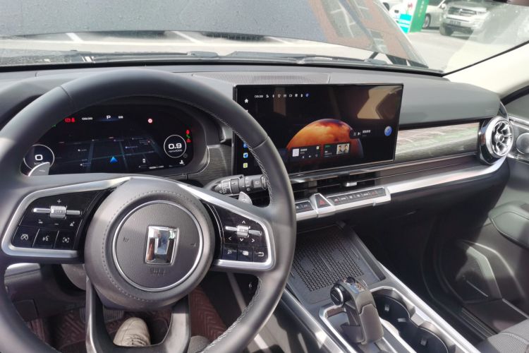 坦克400 2025款 2.0T 汽油版中控内饰12