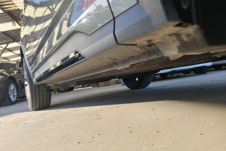 领克01 2021款 2.0TD 四驱劲Halo机舱底盘29