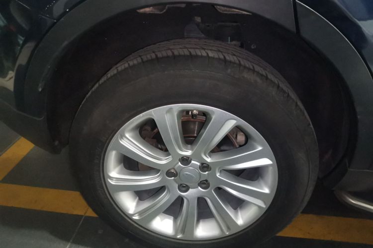 路虎 发现神行 2017款 2.0T PURE车身外观6002