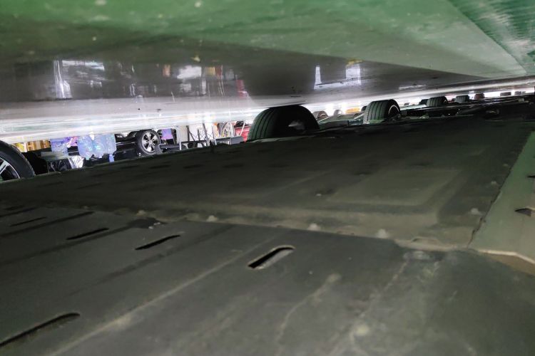 鸿蒙智行 问界M5 2022款 增程四驱性能版局部细节9002