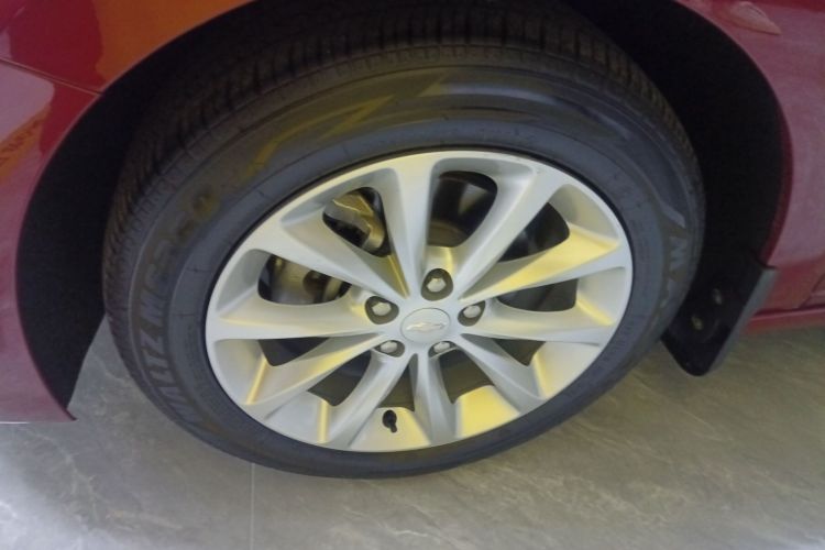 雪佛兰 科鲁兹 2017款 1.5L 自动先锋天窗版车身外观6007