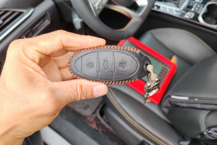 奔腾T77 2019款 230 TID 自动豪华型 国V中控内饰7001