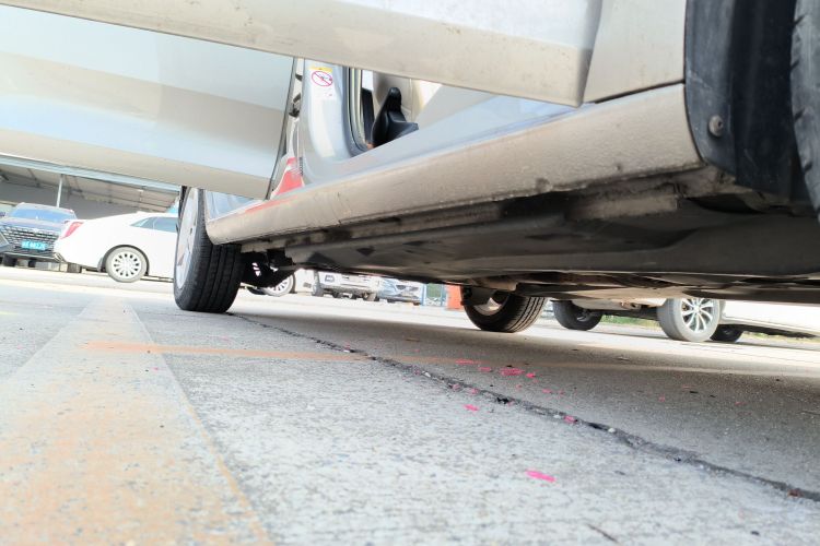 斯柯达 昕锐 2013款 1.6L 自动智选型局部细节9001