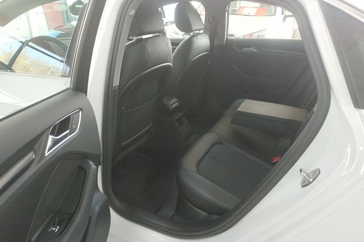奥迪A3 2019款 Limousine 35 TFSI 时尚型 国VI中控内饰21