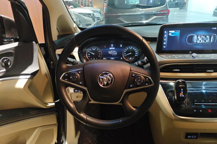 别克GL8 2023款 改款 陆上公务舱 豪华型局部细节13