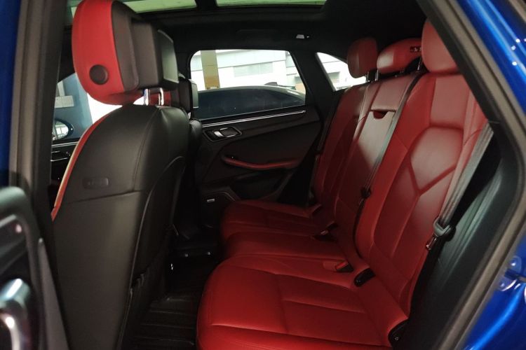 保时捷 2020款 Macan 2.0T中控内饰7002