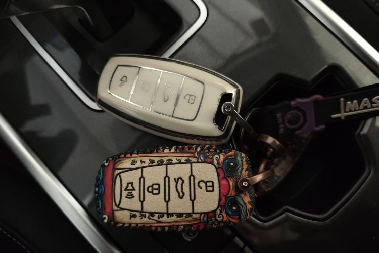 哈弗H6 2021款 运动版 1.5T 自动精英智联型 六边形格栅中控内饰11