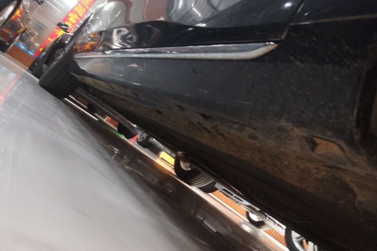 红旗H5 2024款 2.0T 自动智联旗畅版局部细节9001