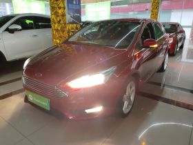 福特 福克斯 2020款 两厢经典 1.5L 自动风尚型