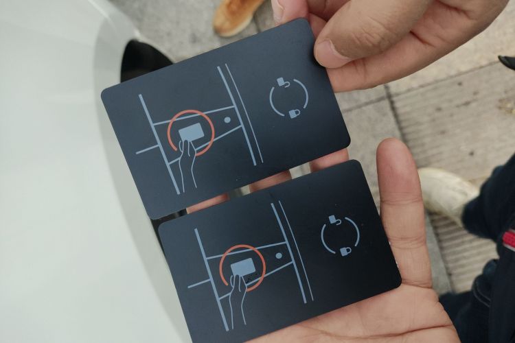 特斯拉 Model 3 2022款 后轮驱动版中控内饰11