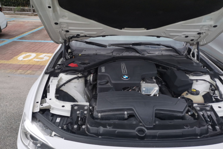 宝马3系 2013款 改款 320Li 豪华设计套装局部细节9006