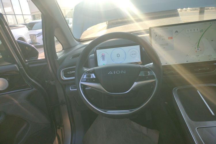 埃安 AION V 2024款 Plus 70 星耀版 磷酸铁锂中控内饰13