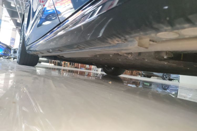 吉利银河 银河星耀8 2025款 130km EM-i 尊贵版局部细节9002