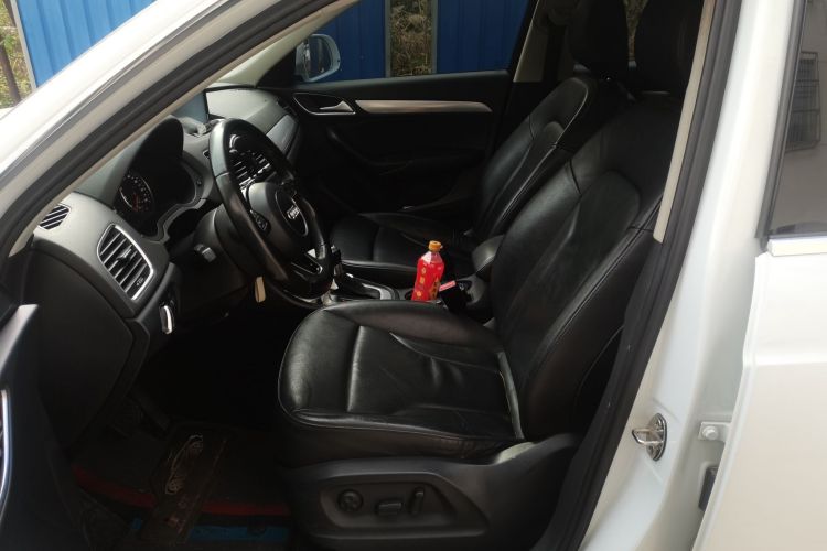 奥迪Q3 2013款 35 TFSI 舒适型中控内饰19