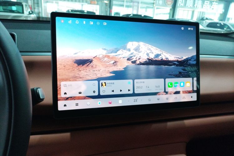 零跑汽车 零跑C16 2024款 增程 200激光雷达版中控内饰16