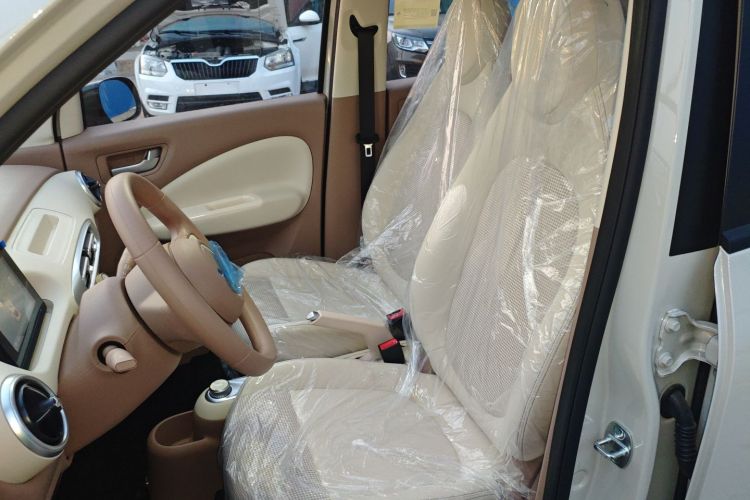 五菱汽车 宏光MINIEV 2025款 四门版 进阶款中控内饰19