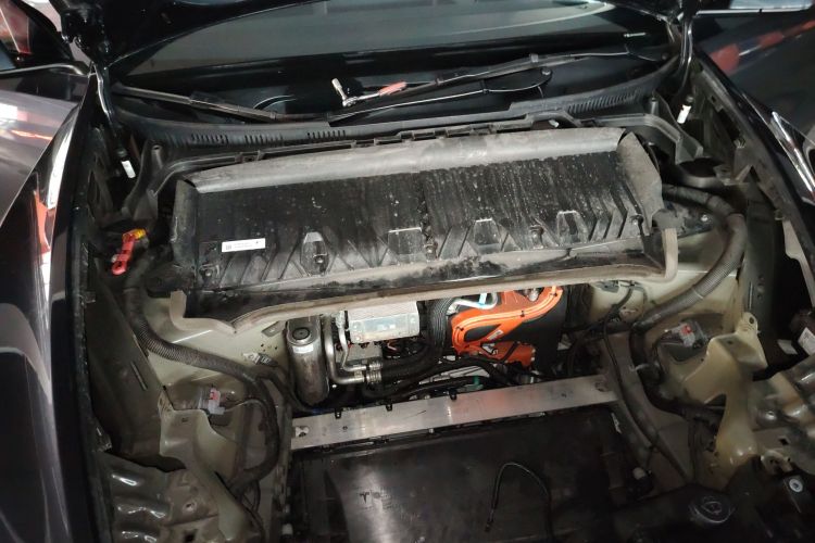 特斯拉 Model Y 2025款 长续航全轮驱动 首发版局部细节24