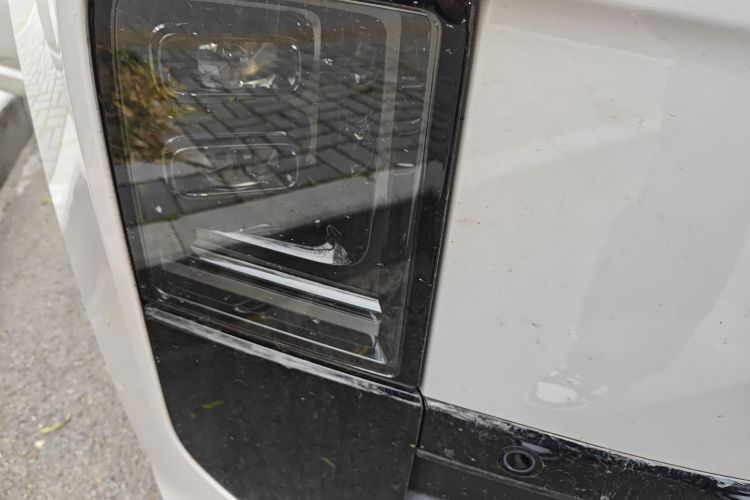 理想汽车 理想L6 2025款 Max 智能焕新版车身外观8