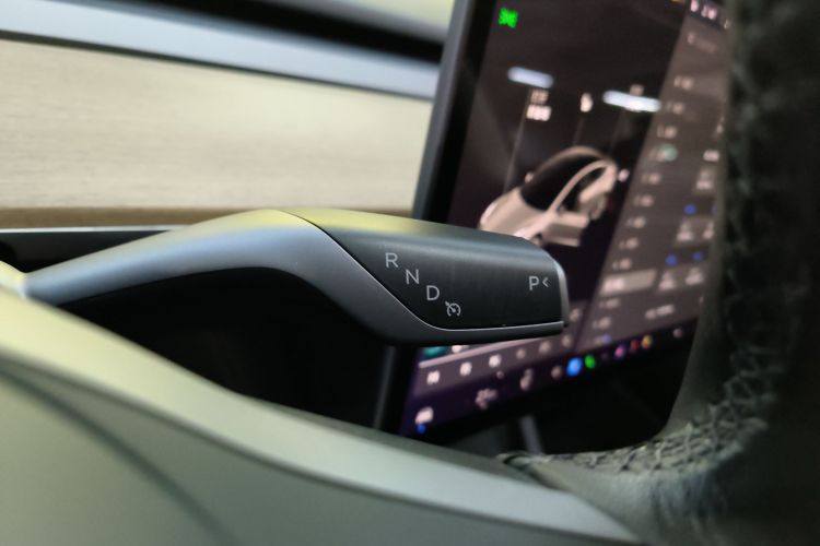 特斯拉 Model 3 2021款 标准续航后驱升级版中控内饰18