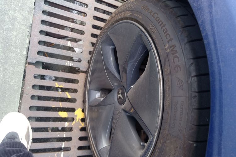 特斯拉 Model 3 2020款 改款 长续航后轮驱动版车身外观6008