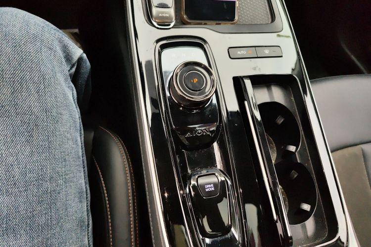 埃安 AION S 2023款 魅 580 磷酸铁锂局部细节18