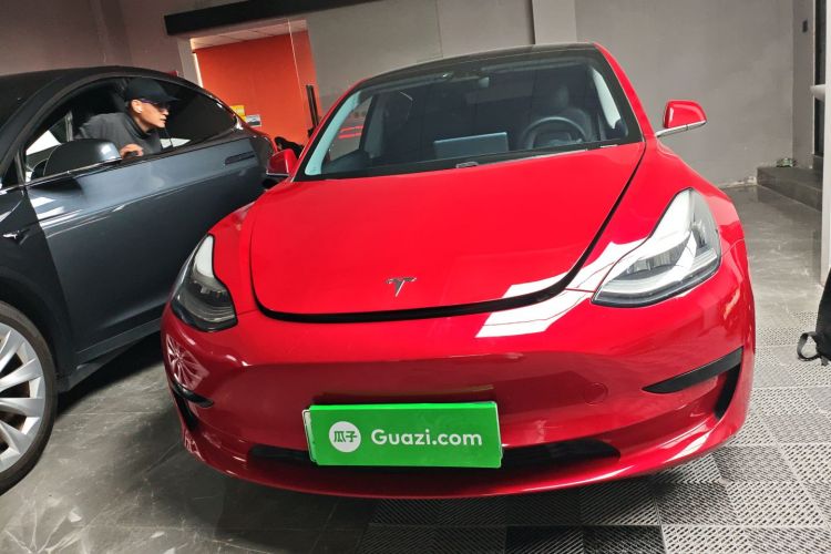 特斯拉 Model 3 2020款 改款 标准续航后驱升级版车身外观2