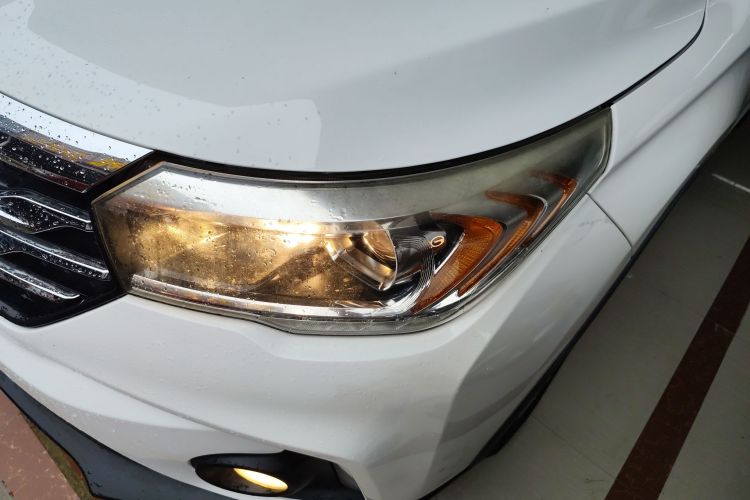 广汽传祺 传祺GS4 2017款 235T 自动两驱豪华智联版车身外观36