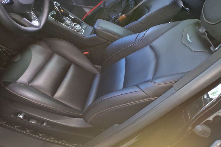 凯迪拉克XT4 2020款 28T 两驱豪华型局部细节19