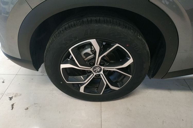 比亚迪 元PLUS 2023款 冠军版 430KM 超越型车身外观6008