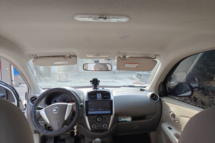 日产 阳光 2015款 1.5XE CVT舒适版中控内饰22