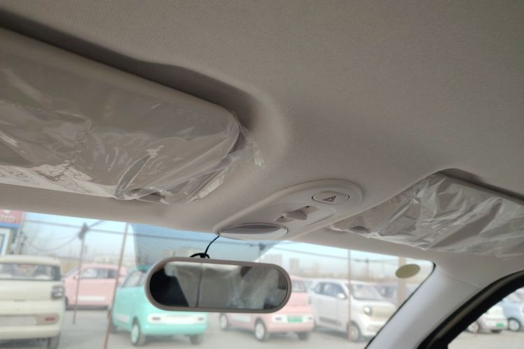 奔腾小马 2026款 222km 萌趣马 Plus中控内饰22