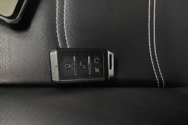 比亚迪 元新能源 2019款 EV535 智联领潮型中控内饰11