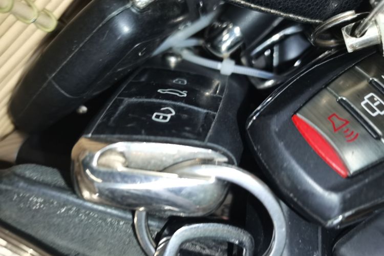 名爵 MG5 2023款 180DVVT CVT风尚版中控内饰7001