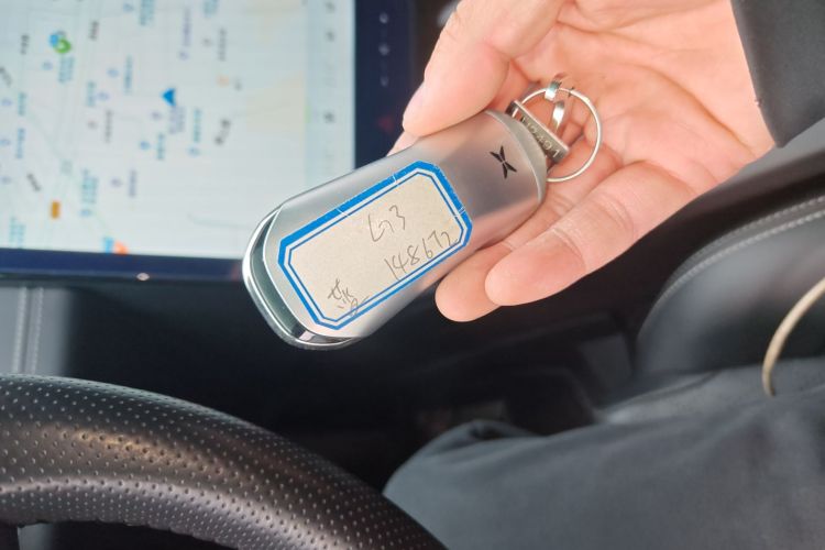 小鹏G3 2022款 G3i 520N+中控内饰7001