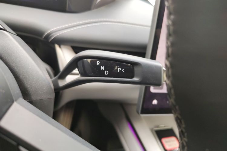 小米汽车 小米SU7 2024款 四驱超长续航高阶智驾Max版中控内饰18