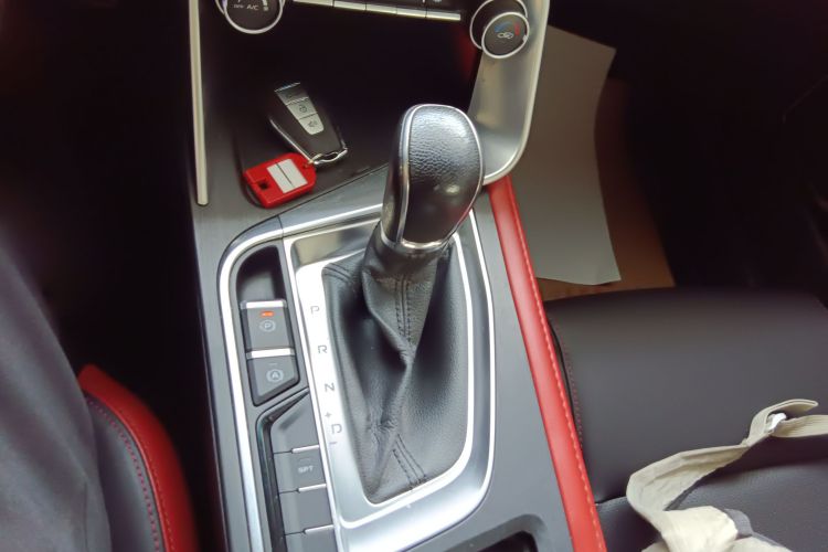 吉利汽车 缤瑞 2021款 1.4T CVT F-运动版中控内饰18