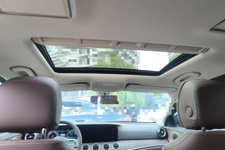 奔驰E级 2019款 E 260 L局部细节22