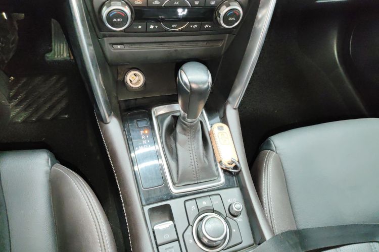 马自达CX-4 2016款 2.0L 自动两驱蓝天品位版中控内饰18